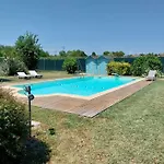 Guazzi Πέζαρο